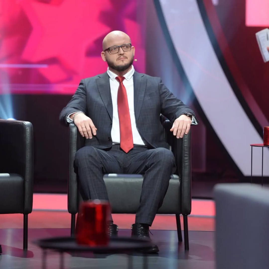 Volodymyr Kravchuk appearing as a guest on television